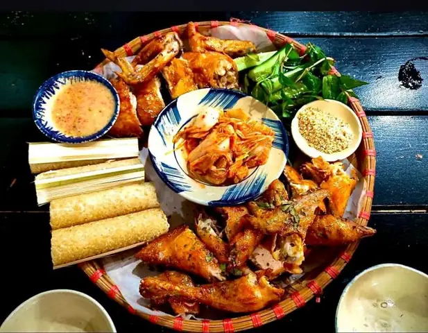 Tổng Hợp Các Quán Gà Nướng Cơm Lam Ngon Ở Đà Lạt – Địa Chỉ Đáng Thử Cho Du Khách Và Gia Đình Tổng Hợp Các Quán Gà Nướng Cơm Lam Ngon Ở Đà Lạt – Địa Chỉ Đáng Thử Cho Du Khách Và Gia Đình