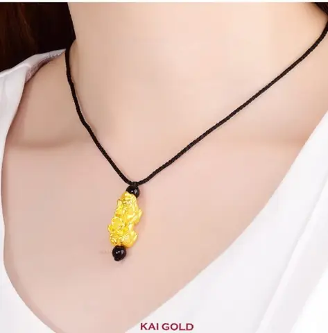 Cách Đeo Dây Chuyền Tỳ Hưu Chuẩn Phong Thủy Để Thu Hút Tài Lộc