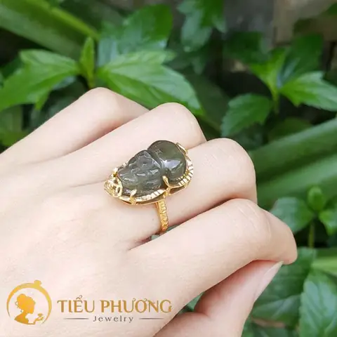 Cách Đeo Nhẫn Tỳ Hưu Đúng Phong Thủy Để Hút Tài Lộc Và May Mắn Cách Đeo Nhẫn Tỳ Hưu Đúng Phong Thủy Để Hút Tài Lộc Và May Mắn