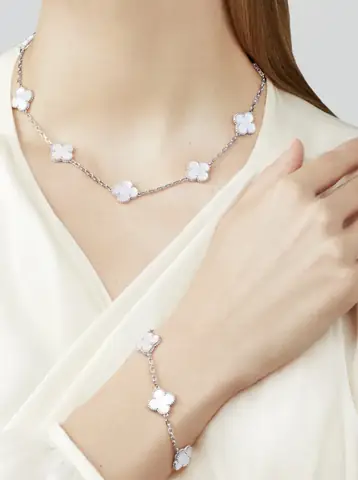 Cách Làm Trắng Dây Chuyền Vàng Tại Nhà Đơn Giản, Sáng Bóng Như Mới