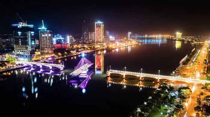 Tìm Hiểu Cầu Quay Sông Hàn Đà Nẵng: Biểu Tượng Cầu Quay Duy Nhất Và Lịch Trình Xem Thực Tế Tìm Hiểu Cầu Quay Sông Hàn Đà Nẵng: Biểu Tượng Cầu Quay Duy Nhất Và Lịch Trình Xem Thực Tế