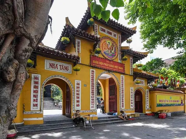 Cầu Tài Lộc Đi Chùa Nào Hà Nội: Top Các Ngôi Chùa Linh Thiêng Nên Ghé Đầu Năm Cầu Tài Lộc Đi Chùa Nào Hà Nội: Top Các Ngôi Chùa Linh Thiêng Nên Ghé Đầu Năm
