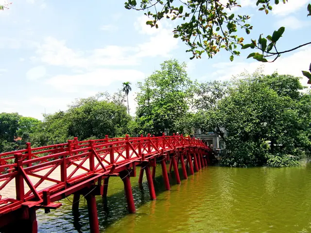 Cầu Thê Húc Nằm Ở Đâu: Vị Trí Chính Xác Tại Hồ Hoàn Kiếm Và Cách Di Chuyển Cầu Thê Húc Nằm Ở Đâu: Vị Trí Chính Xác Tại Hồ Hoàn Kiếm Và Cách Di Chuyển