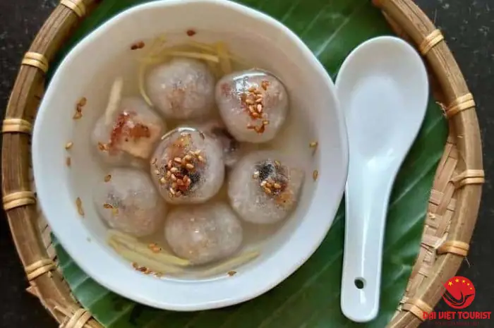 Gợi Ý Các Quán Chè Bột Lọc Heo Quay Ở Huế Chuẩn Vị Cố Đô Cho Thực Khách Muốn Trải Nghiệm Ẩm Thực Địa Phương