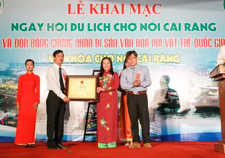 Chợ Nổi Cái Răng Được Công Nhận Di Sản Văn Hoá Phi Vật Thể Quốc Gia: Lịch Sử, Ý Nghĩa Và Thông Tin Du Lịch Chợ Nổi Cái Răng Được Công Nhận Di Sản Văn Hoá Phi Vật Thể Quốc Gia: Lịch Sử, Ý Nghĩa Và Thông Tin Du Lịch