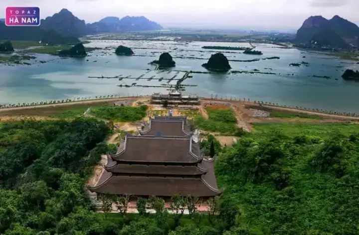 Khám Phá Chùa Tam Chúc Ba Sao Kim Bảng Hà Nam: Quần Thể Tâm Linh Lớn Nhất Thế Giới Dành Cho Du Khách Khám Phá Chùa Tam Chúc Ba Sao Kim Bảng Hà Nam: Quần Thể Tâm Linh Lớn Nhất Thế Giới Dành Cho Du Khách