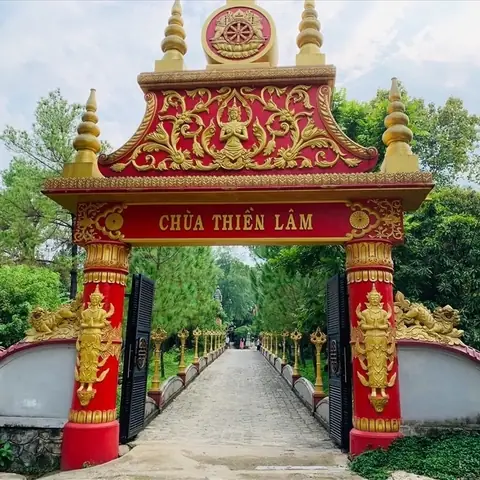 Địa Chỉ Chùa Thiền Lâm Huế: Hướng Dẫn Chi Tiết Vị Trí, Giờ Mở Cửa Và Cách Di Chuyển Địa Chỉ Chùa Thiền Lâm Huế: Hướng Dẫn Chi Tiết Vị Trí, Giờ Mở Cửa Và Cách Di Chuyển