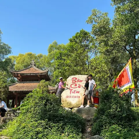 Giải Đáp: Côn Sơn Kiếp Bạc Có Phải Leo Núi Không Và Kinh Nghiệm Chinh Phục Đỉnh Bàn Cờ Tiên Cho Du Khách Tự Túc