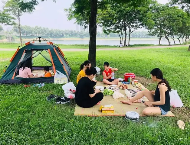 Giải Đáp Công Viên Yên Sở Có Mất Vé Không Và Chi Phí Dịch Vụ Cho Người Đi Picnic Giải Đáp Công Viên Yên Sở Có Mất Vé Không Và Chi Phí Dịch Vụ Cho Người Đi Picnic