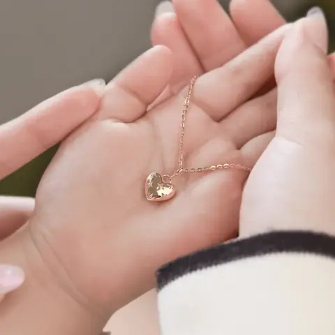 Hướng Dẫn Đặt Dây Chuyền Vàng Theo Yêu Cầu Tại Xưởng Gia Công Uy Tín