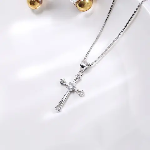 Tham Khảo Các Mẫu Dây Chuyền Bạc Hình Thánh Giá Cho Nam Và Nữ Tham Khảo Các Mẫu Dây Chuyền Bạc Hình Thánh Giá Cho Nam Và Nữ