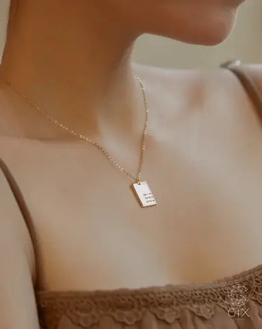 Tổng Hợp Dây Chuyền Vàng 18k Khắc Tên Theo Yêu Cầu Cho Nam Nữ Tổng Hợp Dây Chuyền Vàng 18k Khắc Tên Theo Yêu Cầu Cho Nam Nữ