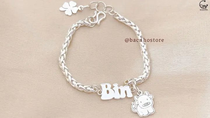 Có Nên Đeo Lắc Chân Cho Trẻ Sơ Sinh Và Những Lưu Ý Khi Chọn Lắc Chân Bạc Cho Bé Có Nên Đeo Lắc Chân Cho Trẻ Sơ Sinh Và Những Lưu Ý Khi Chọn Lắc Chân Bạc Cho Bé