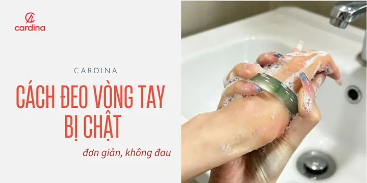 Cách Đeo Vòng Tay Bị Chật An Toàn, Không Đau Tại Nhà Cách Đeo Vòng Tay Bị Chật An Toàn, Không Đau Tại Nhà