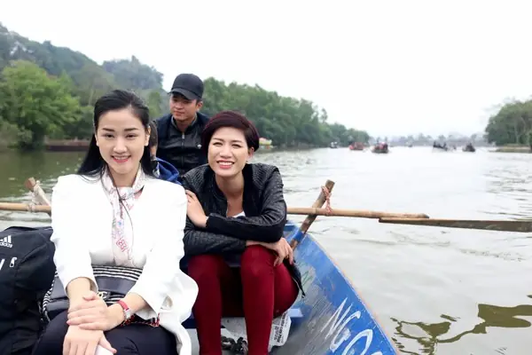 Đi Chùa Hương Mất Bao Lâu: Thời Gian Tham Quan Tuyến Hương Tích Và Lịch Trình 1 Ngày Từ Hà Nội Đi Chùa Hương Mất Bao Lâu: Thời Gian Tham Quan Tuyến Hương Tích Và Lịch Trình 1 Ngày Từ Hà Nội