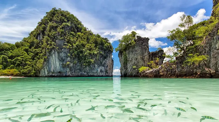 Cách Di Chuyển Từ Phuket Tới Bangkok: Hướng Dẫn Chi Tiết Các Phương Tiện, Thời Gian Và Chi Phí Cách Di Chuyển Từ Phuket Tới Bangkok: Hướng Dẫn Chi Tiết Các Phương Tiện, Thời Gian Và Chi Phí