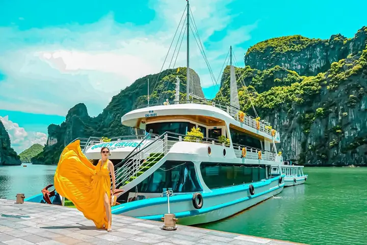 Gợi Ý Các Du Thuyền Ở Hạ Long Tốt Nhất Và Bảng Giá Mới Nhất Cho Người Muốn Nghỉ Dưỡng Trên Vịnh Gợi Ý Các Du Thuyền Ở Hạ Long Tốt Nhất Và Bảng Giá Mới Nhất Cho Người Muốn Nghỉ Dưỡng Trên Vịnh