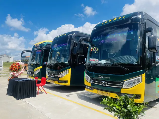 Đặt Vé Xe Khách Từ Hà Nội Đi Đà Nẵng: Top Hãng Xe, Giá Vé Và Lịch Trình Đặt Vé Xe Khách Từ Hà Nội Đi Đà Nẵng: Top Hãng Xe, Giá Vé Và Lịch Trình