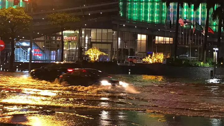 Giải Mã Điềm Báo Mưa Đá Đêm Giao Thừa: Thực Hư Báo Hiệu Điều Gì Từ Góc Nhìn Dân Gian Và Khoa Học
