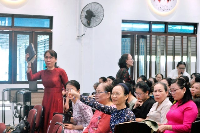 Đố Kinh Thánh Bằng Hình Ảnh: Bộ Sưu Tập Câu Hỏi Tin Lành Cho Giáo Đạo Viên & Gia Đình