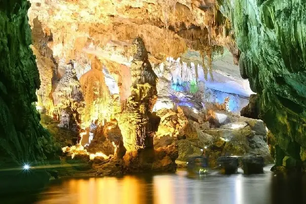 Khám Phá Động Phong Nha Ở Quảng Bình: Vị Trí, Vẻ Đẹp Và Kinh Nghiệm Tham Quan Chi Tiết Khám Phá Động Phong Nha Ở Quảng Bình: Vị Trí, Vẻ Đẹp Và Kinh Nghiệm Tham Quan Chi Tiết