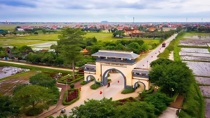 Hướng Dẫn Du Lịch Quỳnh Lưu Nghệ An: Khám Phá Các Điểm Tham Quan, Lịch Trình Chi Tiết Và Ẩm Thực Địa Phương