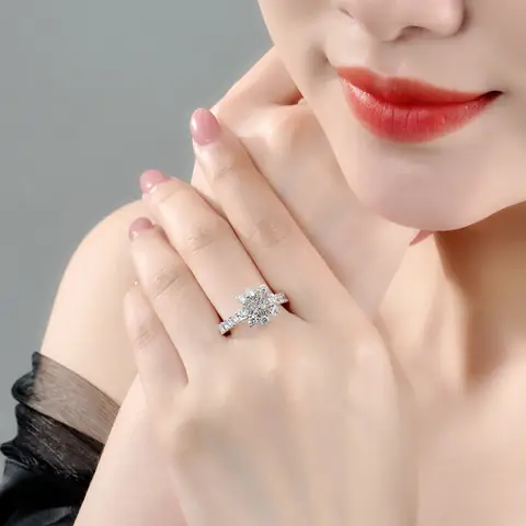 Giá Vỏ Nhẫn Kim Cương: Bảng Giá, Yếu Tố Ảnh Hưởng & Lựa Chọn Thông Minh Giá Vỏ Nhẫn Kim Cương: Bảng Giá, Yếu Tố Ảnh Hưởng & Lựa Chọn Thông Minh