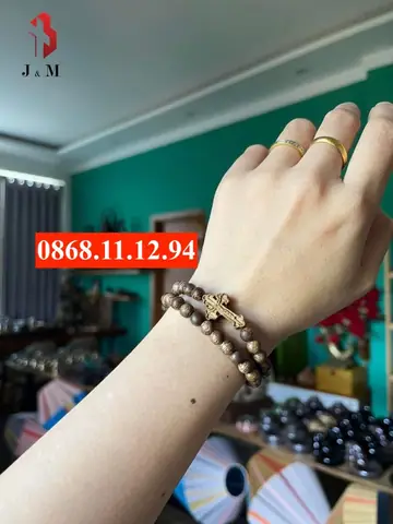 Giá Vòng Tay Trầm Hương 2026: Bảng Giá Tham Khảo Chi Tiết Theo Kích Thước, Chất Liệu Và Thương Hiệu Giá Vòng Tay Trầm Hương 2026: Bảng Giá Tham Khảo Chi Tiết Theo Kích Thước, Chất Liệu Và Thương Hiệu
