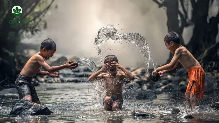 Giải Mã Giấc Mơ Tắm Rửa: Ý Nghĩa Thanh Tẩy Và Điềm Báo Con Số Dành Cho Người Mơ