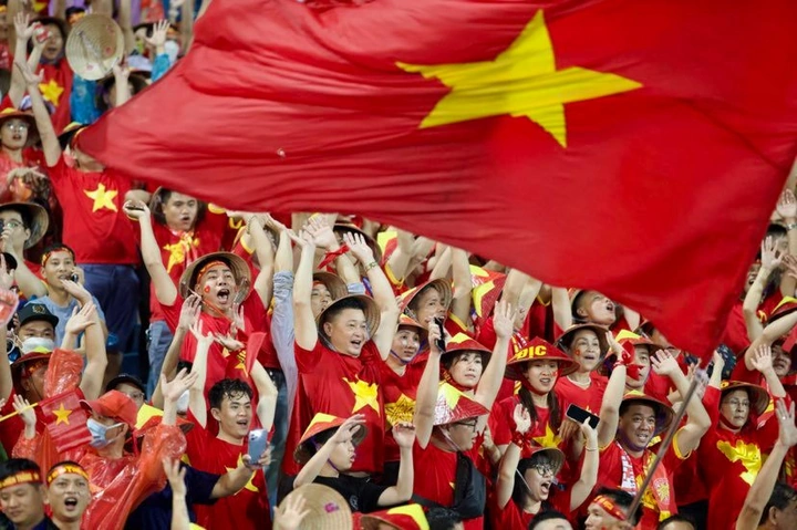 Hình Ảnh Ăn Mừng Chiến Thắng Của U23 Việt Nam: Khoảnh Khắc, Cảm Xúc Và Ý Nghĩa Đối Với Người Hâm Mộ
