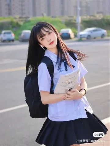Khám Phá Hình Ảnh Balo Đẹp Cho Tín Đồ Thời Trang Cùng Các Mẫu Ba Lô Ấn Tượng
