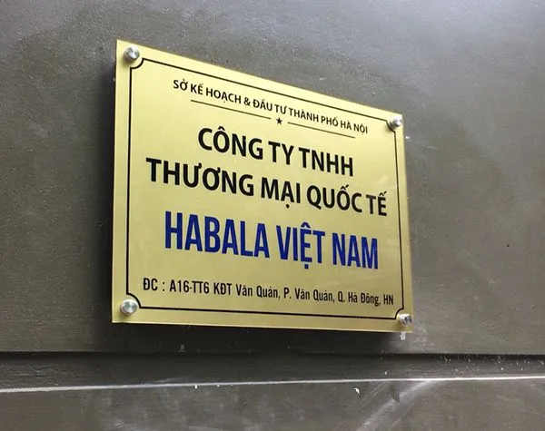 Tổng Hợp Tham Khảo Hình Ảnh Bảng Hiệu Cho Chủ Cửa Hàng: Các Loại Biển Alu, Mica, Led