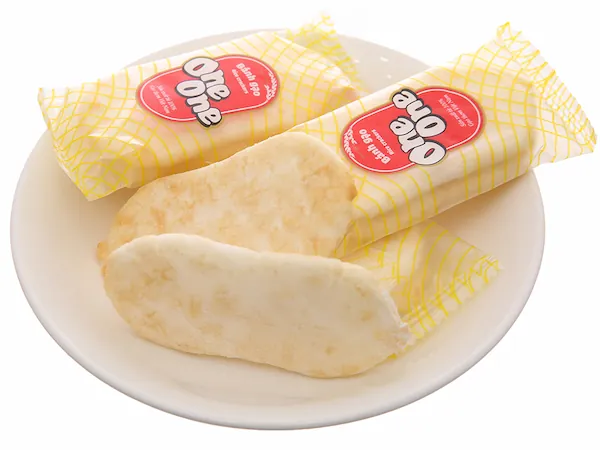 Khám Phá Hình Ảnh Bánh Gạo Dành Cho Tín Đồ Ăn Vặt Cùng Các Loại Như Senbei, Mochi, One One Khám Phá Hình Ảnh Bánh Gạo Dành Cho Tín Đồ Ăn Vặt Cùng Các Loại Như Senbei, Mochi, One One