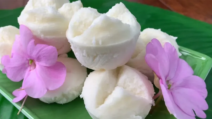 Khám Phá Hình Ảnh Bánh Thuẫn Và Ý Nghĩa Hoa Mai Năm Cánh Dành Cho Người Yêu Bánh Truyền Thống