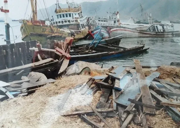 Xem Hình Ảnh Bão Linda (bão Số 5) Tang Thương Và Thiệt Hại Lịch Sử Cho Độc Giả Việt Nam