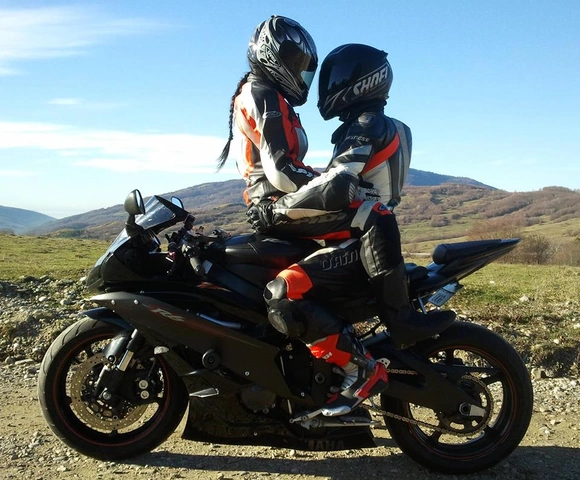 Tải Ngay 5.000+ Hình Ảnh Biker Miễn Phí: Bộ Sưu Tập Đa Dạng Cho Designer, Blogger & Fan Xe Mô Tô