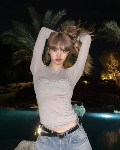 Tải Bộ Sưu Tập Hình Ảnh Blackpink Lisa Đẹp, Ngầu, Cute Mới Nhất Cho Fan Kpop Kèm Ảnh Chibi, Hình Nền