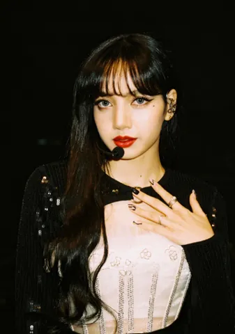 Tải Bộ Sưu Tập Hình Ảnh Blackpink Lisa Đẹp, Ngầu, Cute Mới Nhất Cho Fan Kpop Kèm Ảnh Chibi, Hình Nền
