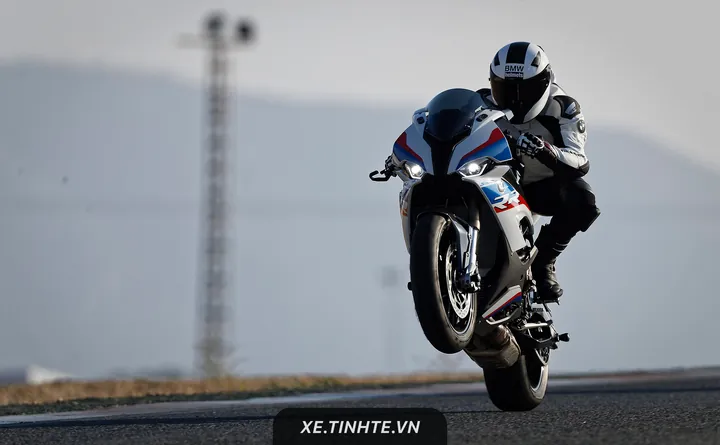 Khám Phá Và Tải Xuống Bộ Sưu Tập Hình Ảnh Bmw S1000rr Chất Lượng Cao Dành Cho Tín Đồ Môtô Qua Các Góc Chụp Và Màu Sắc Đa Dạng