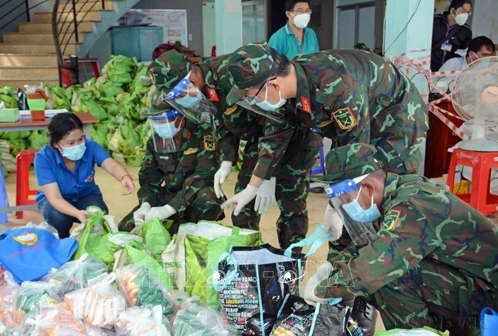 Hình Ảnh “bộ Đội Cụ Hồ” Trong Lòng Nhân Dân: Tập Hợp Những Khoảnh Khắc Vinh Quang Và Tình Yêu Quân‑nhân