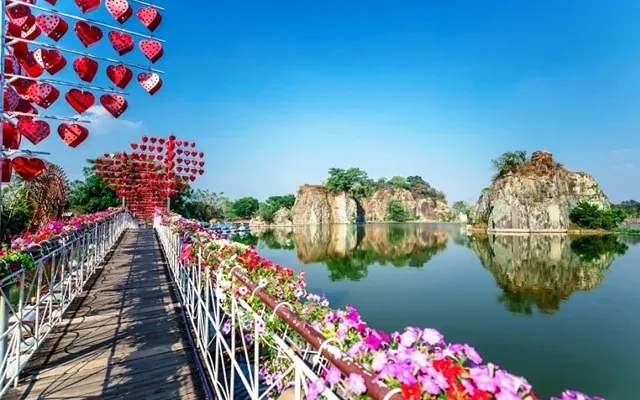 Chiêm Ngưỡng Hình Ảnh Bửu Long: Khu Du Lịch "vịnh Hạ Long Thu Nhỏ" Hấp Dẫn Du Khách Chiêm Ngưỡng Hình Ảnh Bửu Long: Khu Du Lịch "vịnh Hạ Long Thu Nhỏ" Hấp Dẫn Du Khách