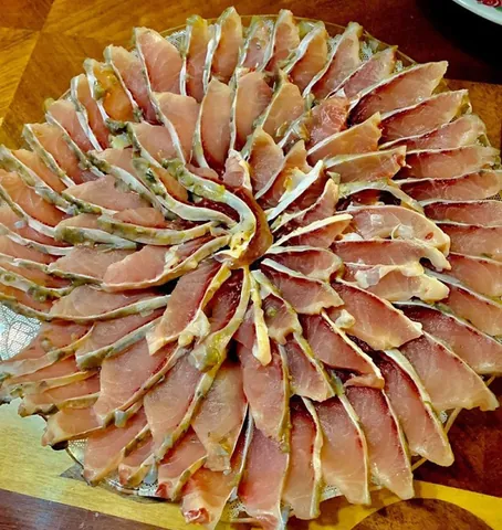 Khám Phá Hình Ảnh Cá Giòn Cho Người Nội Trợ Qua So Sánh Với Cá Thường Khám Phá Hình Ảnh Cá Giòn Cho Người Nội Trợ Qua So Sánh Với Cá Thường