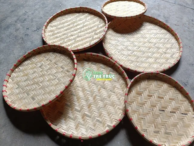 Tổng Hợp Hình Ảnh Và Ý Tưởng Trang Trí Cái Mẹt Cho Không Gian Bếp Việt (gồm Mẹt Tre, Mẹt Nhựa Giả Mây) Tổng Hợp Hình Ảnh Và Ý Tưởng Trang Trí Cái Mẹt Cho Không Gian Bếp Việt (gồm Mẹt Tre, Mẹt Nhựa Giả Mây)