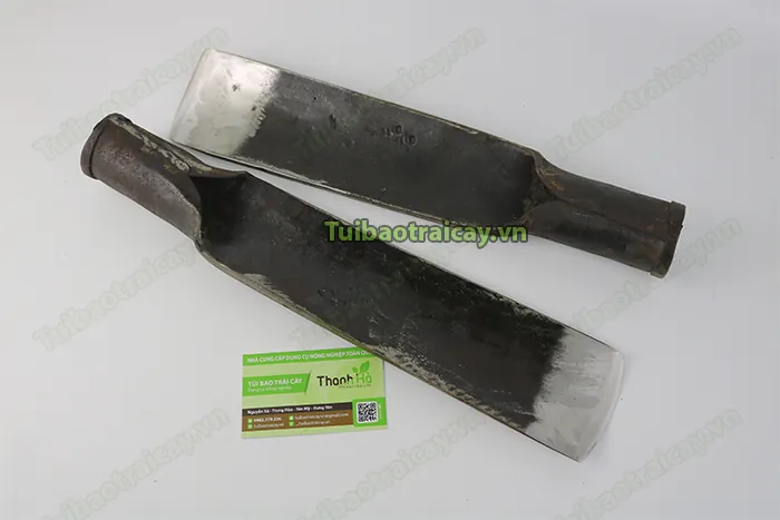 Xem Hình Ảnh Cái Thuổng Chi Tiết Cùng Cấu Tạo Khác Với Xẻng Cho Người Làm Vườn
