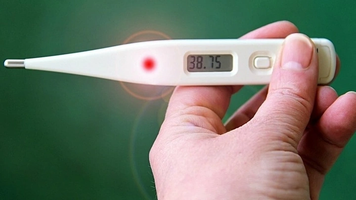 Tải Ngay Hình Ảnh Cặp Nhiệt Độ Sốt 38°c + Hướng Dẫn Đo Nhiệt Đúng Cách Cho Cha Mẹ Tải Ngay Hình Ảnh Cặp Nhiệt Độ Sốt 38°c + Hướng Dẫn Đo Nhiệt Đúng Cách Cho Cha Mẹ