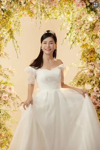 Xem Bộ Sưu Tập Hình Ảnh Cát Phượng Đời Tư Và Sự Nghiệp Mới Nhất Cho Người Hâm Mộ