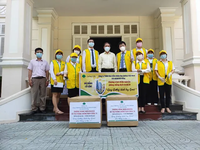 Xem Hình Ảnh Cathay Life Dành Cho Khách Hàng Tiềm Năng: Từ Logo Thương Hiệu Đến Văn Phòng Giao Dịch