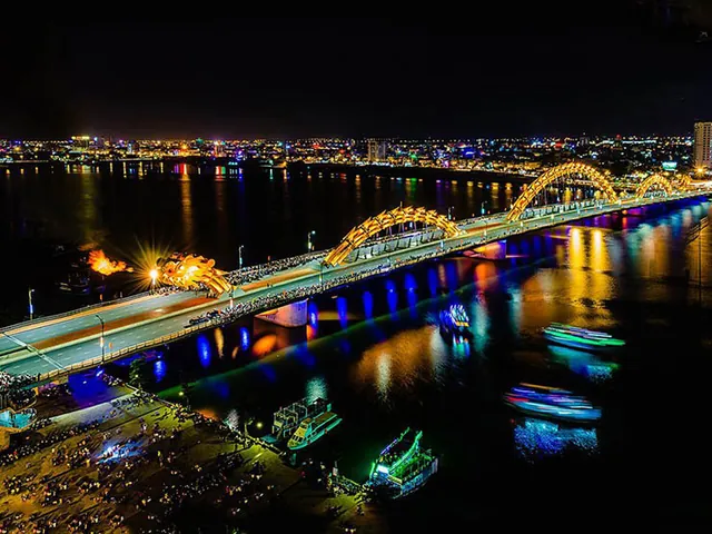 Chiêm Ngưỡng Hình Ảnh Cầu Đẹp: Từ Cầu Treo Đến Cầu Gỗ Dành Cho Người Yêu Nhiếp Ảnh Chiêm Ngưỡng Hình Ảnh Cầu Đẹp: Từ Cầu Treo Đến Cầu Gỗ Dành Cho Người Yêu Nhiếp Ảnh