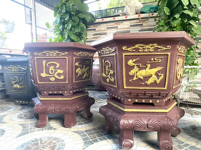 Tổng Hợp Hình Ảnh Chậu Cảnh Đẹp, Đa Dạng Cho Người Yêu Cây Từ Chậu Gốm, Xi Măng Đến Chậu Mini