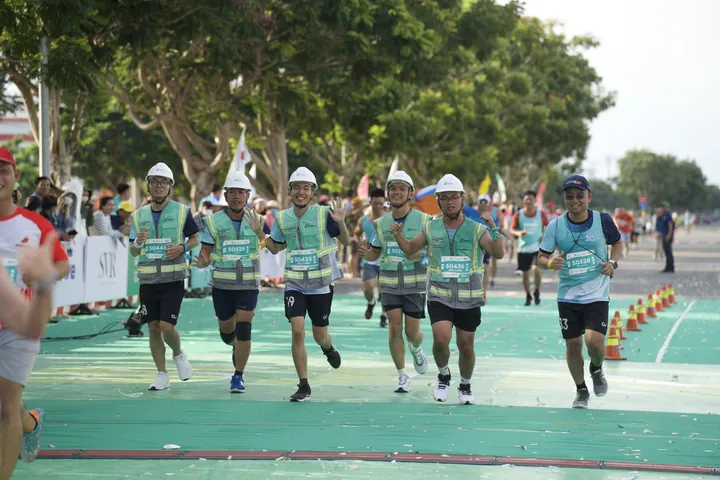 Tìm Và Tải Hình Ảnh Chạy Marathon Cho Vận Động Viên: Từ Ảnh Bib Đến Kho Ảnh Stock